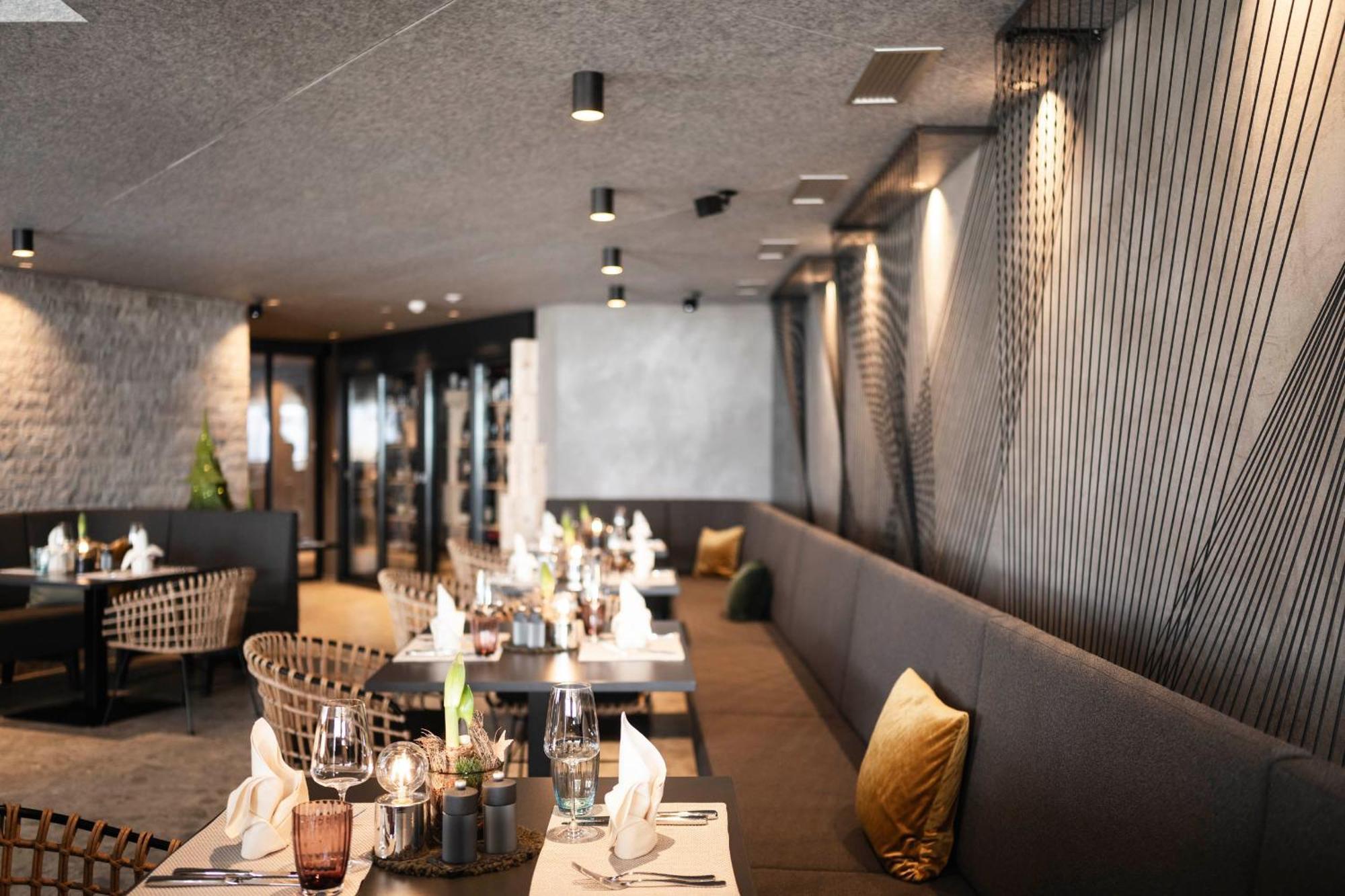 Hotel Rosengarten Schenna Eksteriør bilde