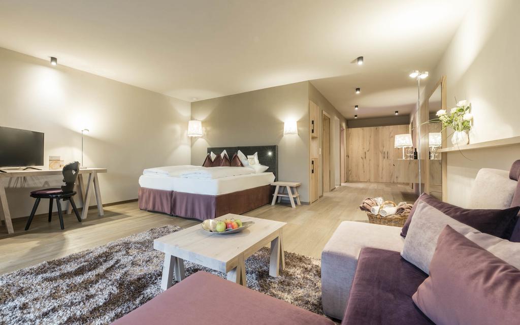 Hotel Rosengarten Schenna Eksteriør bilde